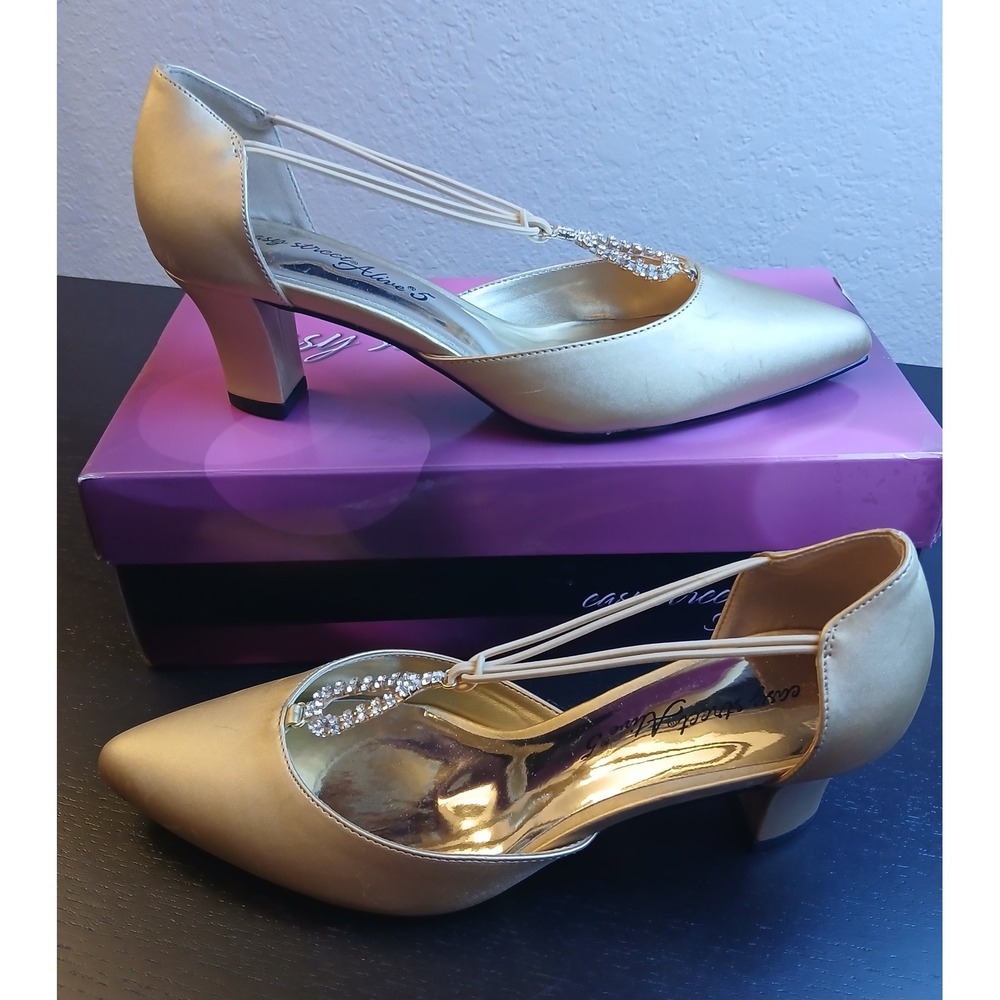 Easy Street Alive@5 Moonlight Gold Satin Rhinestone Block Heel Pumps 8.5M 306028